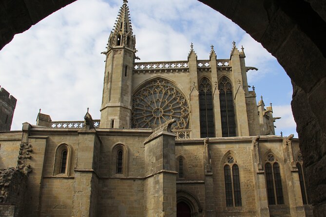Carcassonne Scavenger Hunt and Highlights Self-Guided Tour - Following the Route Through 10 or More Sights