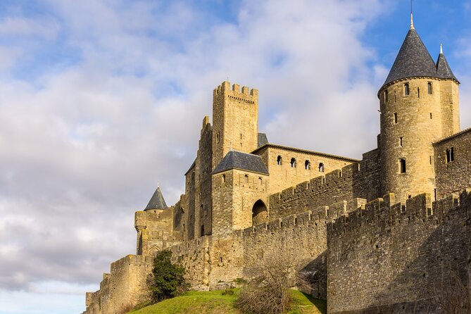Carcassonne Scavenger Hunt and Highlights Self-Guided Tour - Price, Group Size, and Overall Value