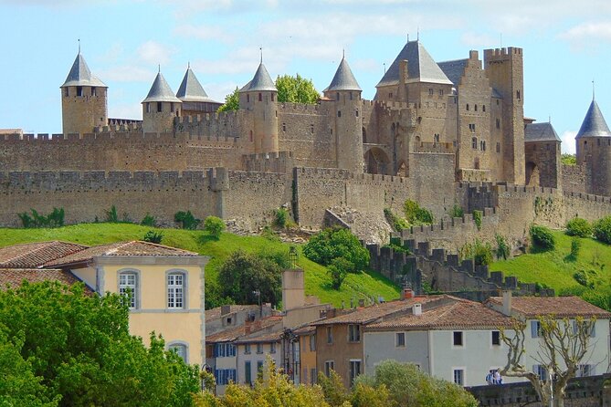Carcassonne: Secrets of the Castle's Defense Self-Guided Tour - Audio, transcripts, and the app experience