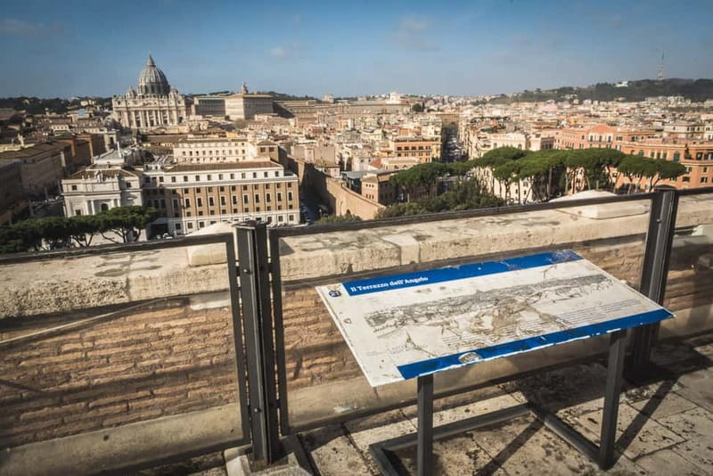 Castel Sant'Angelo Entry Ticket & Audioguide - Using the audio guide on your own phone