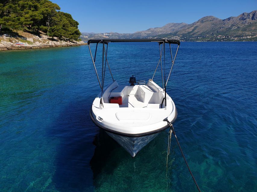 Cavtat: Self-Drive Boat Rental with 5 hp Engine (1–6 People) - Setting out from Cavtat into Župska Uvala