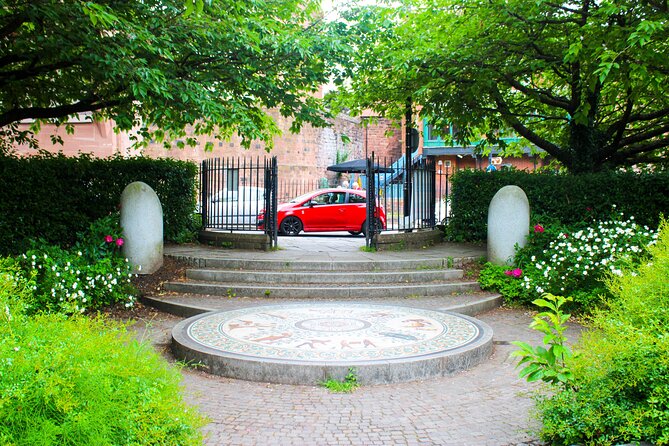 Chester Quest: Self Guided City Walk & Immersive Treasure Hunt - Grosvenor Park and the bench that tests your patience
