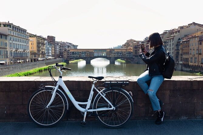 Chianti Hills: App‑Guided e‑Vespa Tour + Lunch in Greve - Who should book this Chianti ride?
