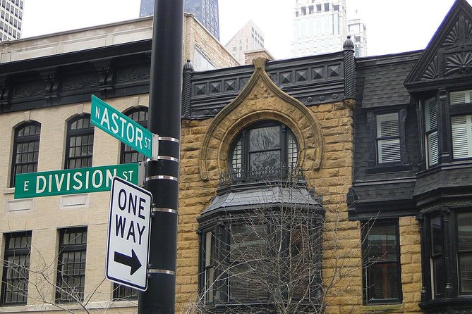 Chicago's Gold Coast Hidden History: A Self-Guided Audio Walk - Starting at the Chicago History Museum