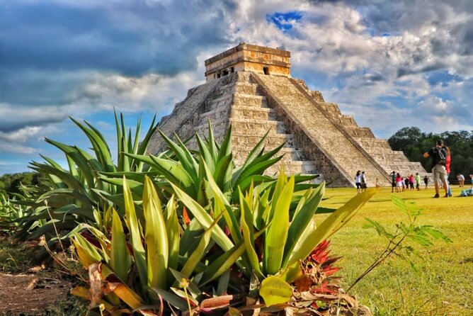 Chichen Itza Walking Tour with Audioguide (no ticket) - Who will get the most from this tour