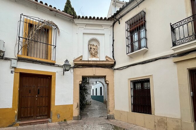 City of Caliphs: A Self-Guided Walking Tour of Córdoba’s History - The Mosque-Cathedral from the best outside angle