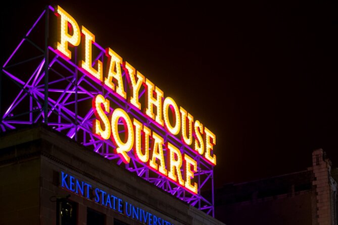Cleveland Downtown Self Guided Audio Walking Tour - The GE Chandelier and the route toward Playhouse Square