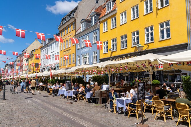 Copenhagen Royal Conspiracy Exploration Game and Tour - A royal mystery with Copenhagen as the game board