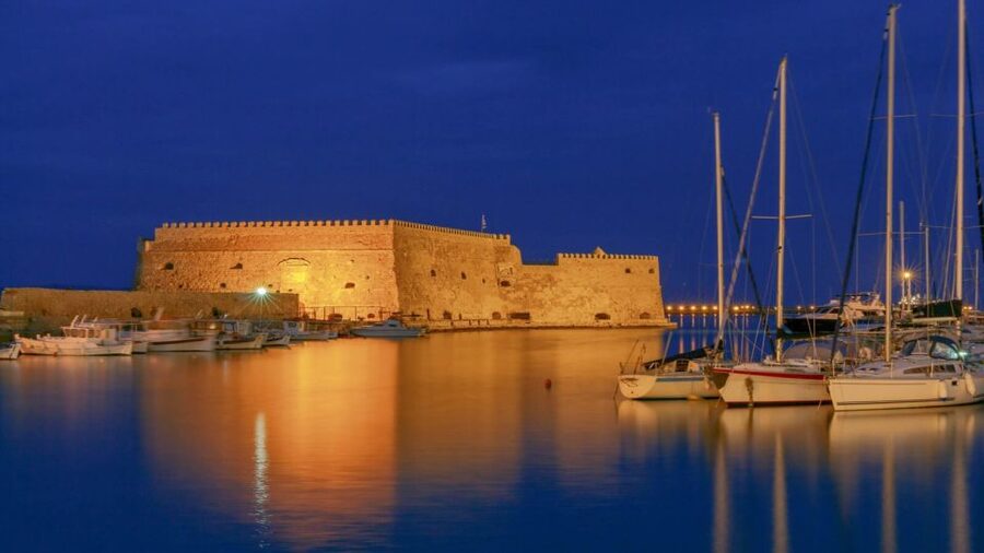 Crete: Knossos E-Ticket with Audio Guide & Optional Museum - Heraklion’s Koules, fountains, and Venetian buildings