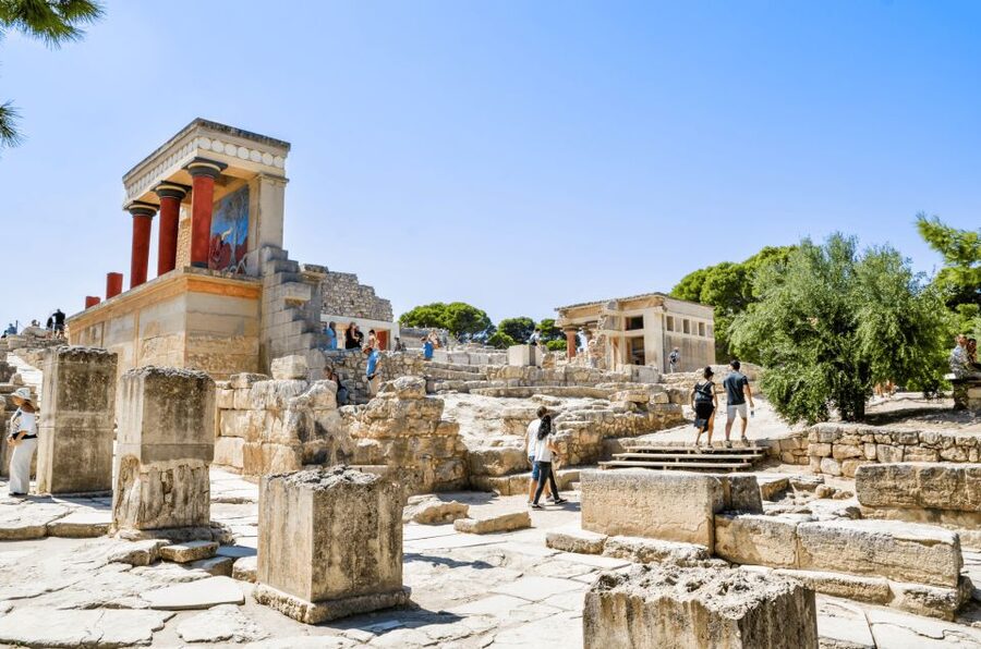 Crete: Knossos Palace Entry Ticket with Optional Audio Guide - Key points to know before visiting Knossos