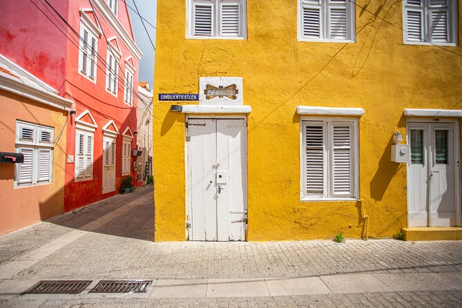 Cultural and Historical Audio guided walking tour Tour of Otrobanda, Willemstad - Kura Hulanda Museum and the hardest history