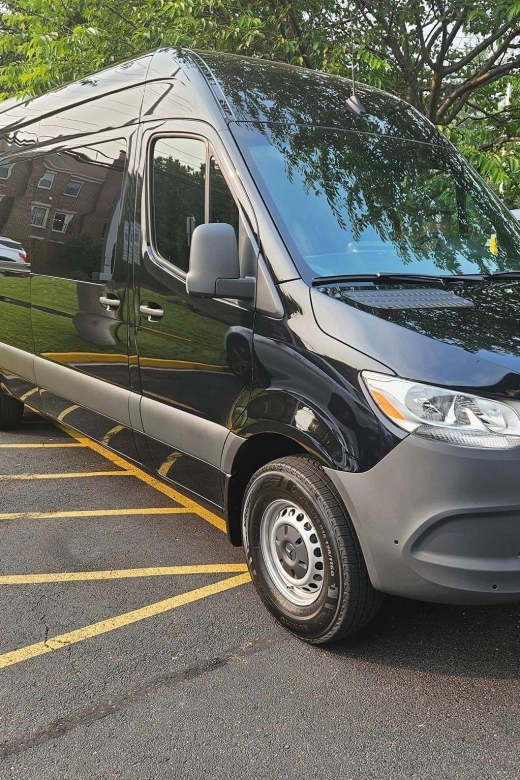 Customizable Private Self-Guided Tour of Washington DC - A private van for a city built around big sights