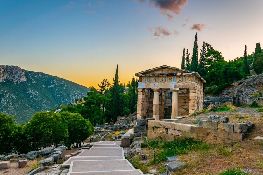 Delphi: Archaeological Site & Museum Ticket with Audio Tour - Understand the Temple of Apollo