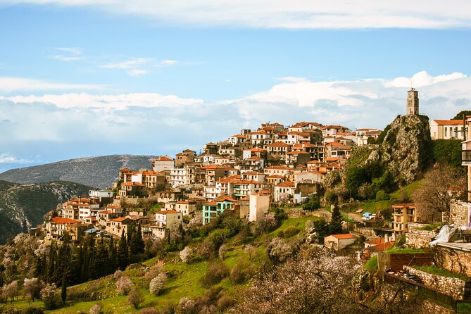 Delphi full day V.R audio guided tour with entry ticket - Walking the ancient sanctuary