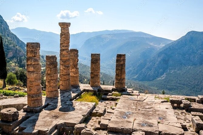 Delphi: Self-guided Audiovisual Tour with 3D Representations - Who Will Like This Tour Most