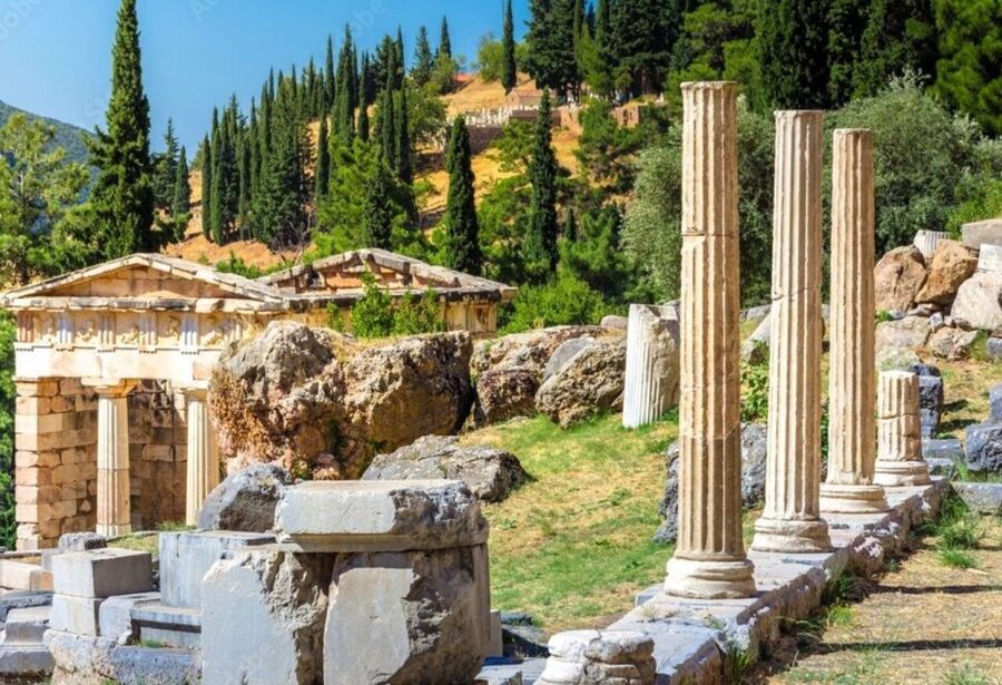 Delphi Self-Guided Tour with 3D Models & Audio (No Ticket) - Getting to the archaeological site