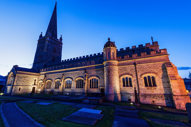 Derrie Danders: Unveiling Derry's Dark & Haunted Past Audio Tour - Walking into Derry’s haunted past