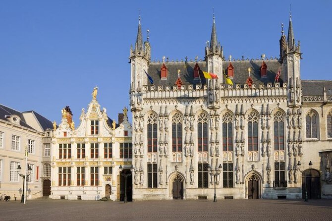 Discover Bruges with a self-guided Outside Escape city game tour! - Reading the water clues at Wijngaardplein