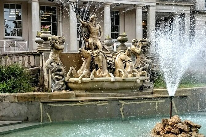 Discovering Cheltenham: A Self-Guided Audio Tour - The Neptune Fountain and its working details