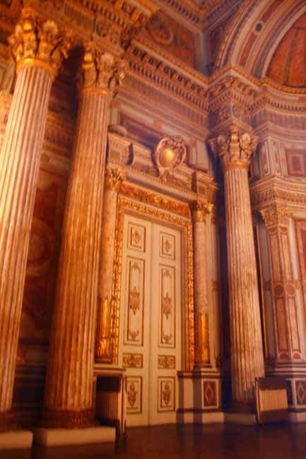 Dolmabahce Palace & Harem Skip-the-Line Entry & Audio Guide - The gardens and four courtyards