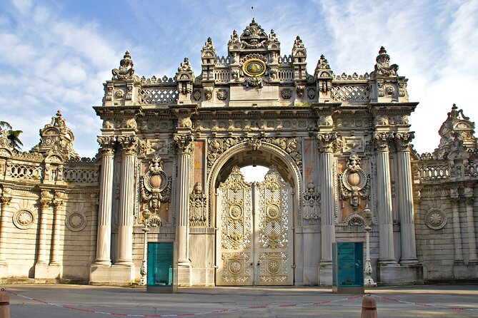 Dolmabahce Palace Skip the Ticket Line Entry with Audio Guide - Why Dolmabahçe Palace feels different from Istanbul’s older sights