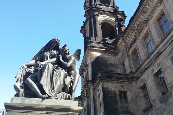 Dresden's 'Balcony of Europe': A Self-Guided Audio Tour along the River Elbe - Following the Elbe toward the Balcony of Europe