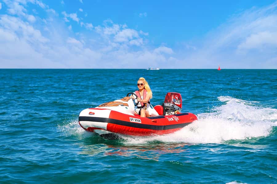 Dubai: Self-Drive Boat Experience for 1 or 2 People - What the briefing adds to the experience