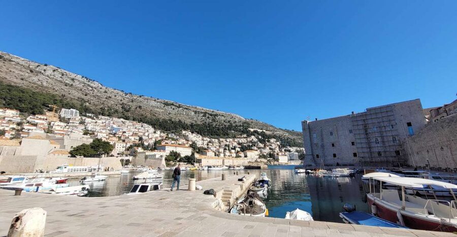 Dubrovnik: Old Town Highlights Tour with Audio Guide - Dubrovnik on screen, including Game of Thrones