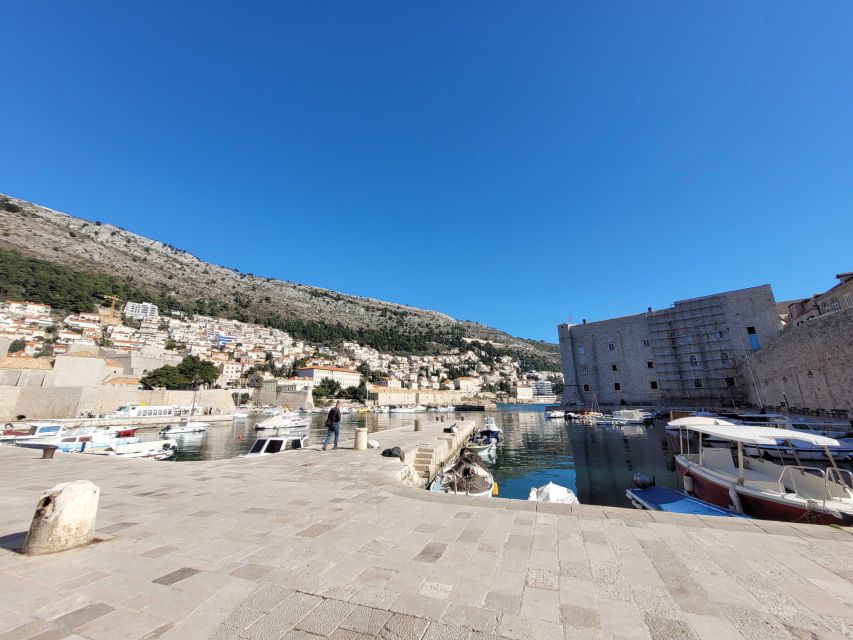 Dubrovnik: Old Town Highlights Tour with Audio Guide - Starting at Pile Gate, Dubrovnik’s historic front door