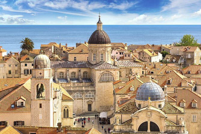 Dubrovnik Old Town Walking Tour with Audioguide - Gundulićeva Poljana and the Jesuit Stairs
