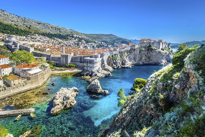 Dubrovnik Old Town Walking Tour with Audioguide - Starting at Pile Gate and the Large Onofrio Fountain