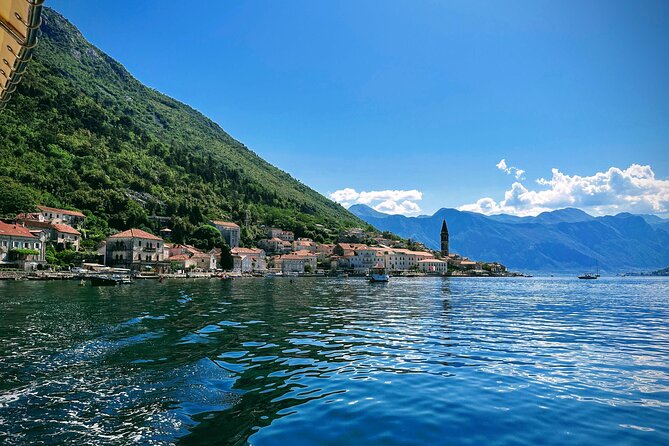Dubrovnik Self-Drive Boat Rental for up to 6 People - Koločep, where caves and clear water take center stage