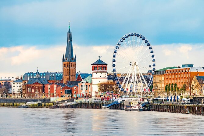 Dusseldorf: City Walk Audio Guide in 7 Languages on your Phone - Starting beside the Rhine and finding your bearings