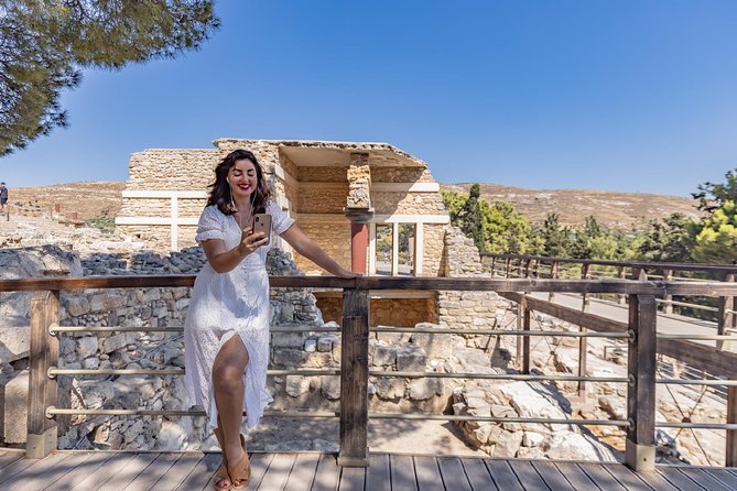 E-Ticket & Audio Tour for Knossos Palace: Unlock Minoan Majesty - Stop 3: The North Lustral Area and ritual purification