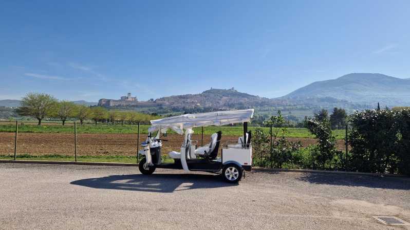 E - Tuk Panoramic Tour Assisi with audio guides - Starting near Hotel Bellavista and getting oriented