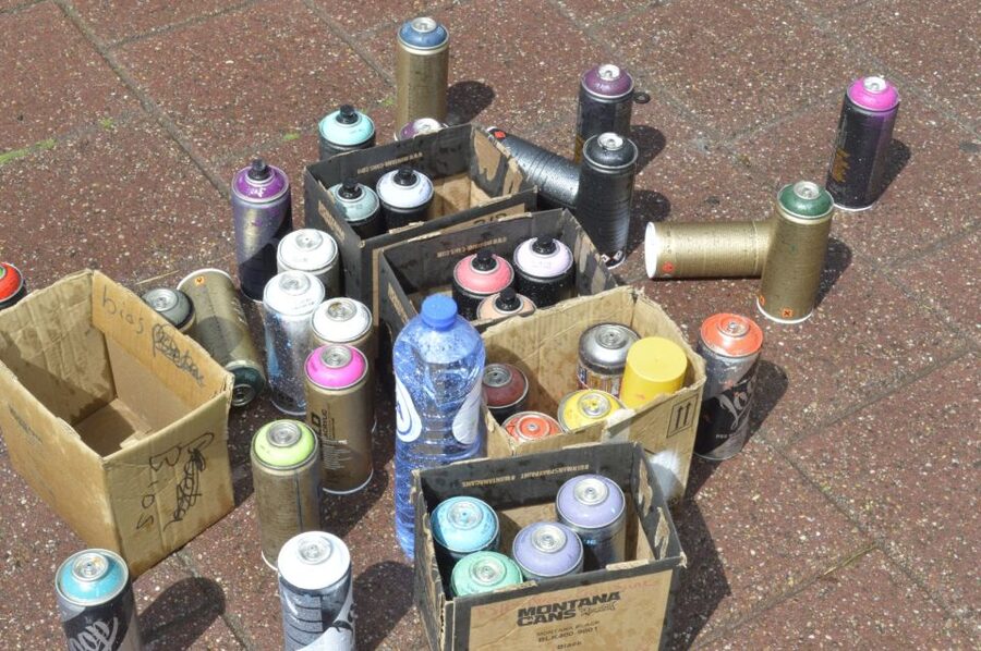 Eindhoven: Self-Guided Individual Street Art Tour - Entering the Berenkuil graffiti arena
