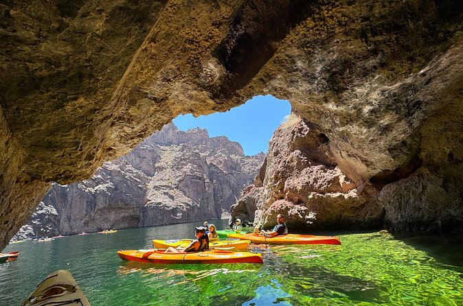 Emerald Cave Self-Guided Kayak Tour in Black Canyon - How the self-guided format works