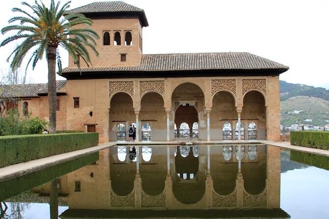 Entrance to the Alhambra and Generalife with Audio Guide - Why the Alhambra deserves your time