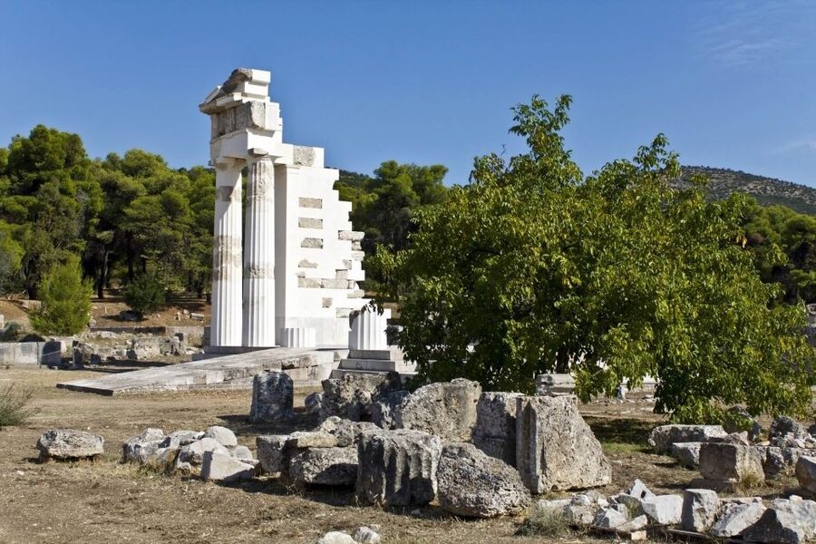 Epidaurus: Temple of Asclepius E-ticket & Audio Tour - Starting at the entrance with your phone ready