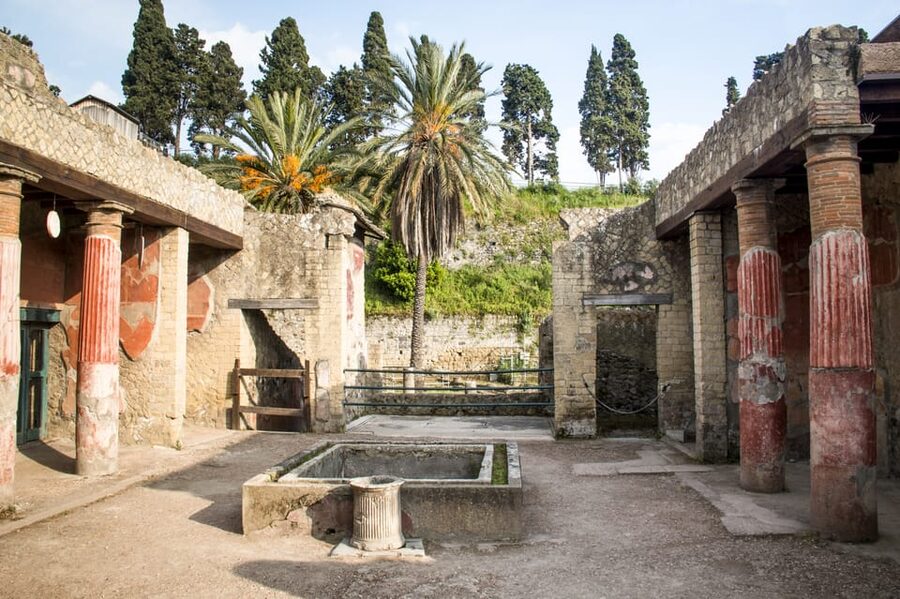 Ercolano: Herculaneum Entry Ticket with Optional Audio Guide - Three hours is a good first visit