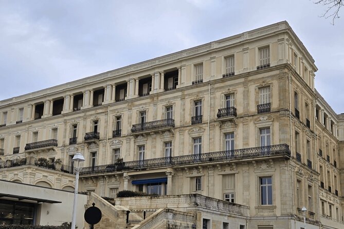Exploring Arcachon: A Self Guided Walking Tour - A gentle introduction to Arcachon by phone
