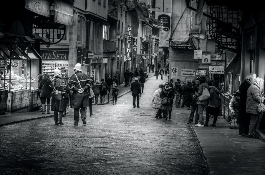 Florence: 2.5 hour Audio Guided Walking Tour led by Host - Why the audio format works, and where it does not