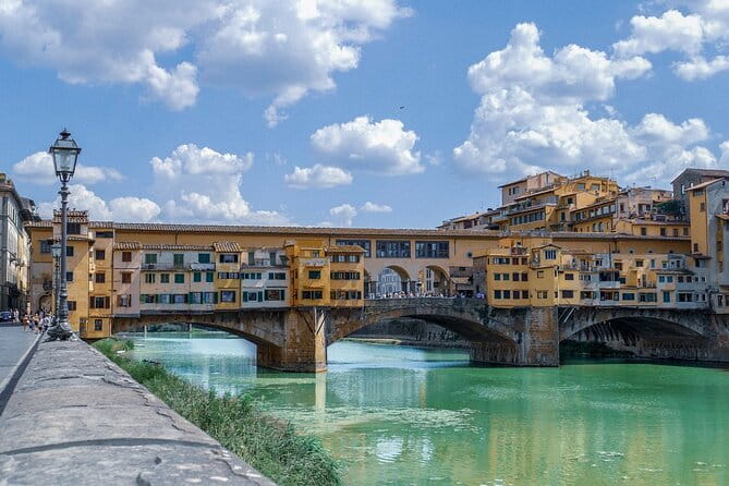 Florence: Best Of - with Tour Leader & Multilingual Audio Guide - Via de’ Tornabuoni and Pitti Palace