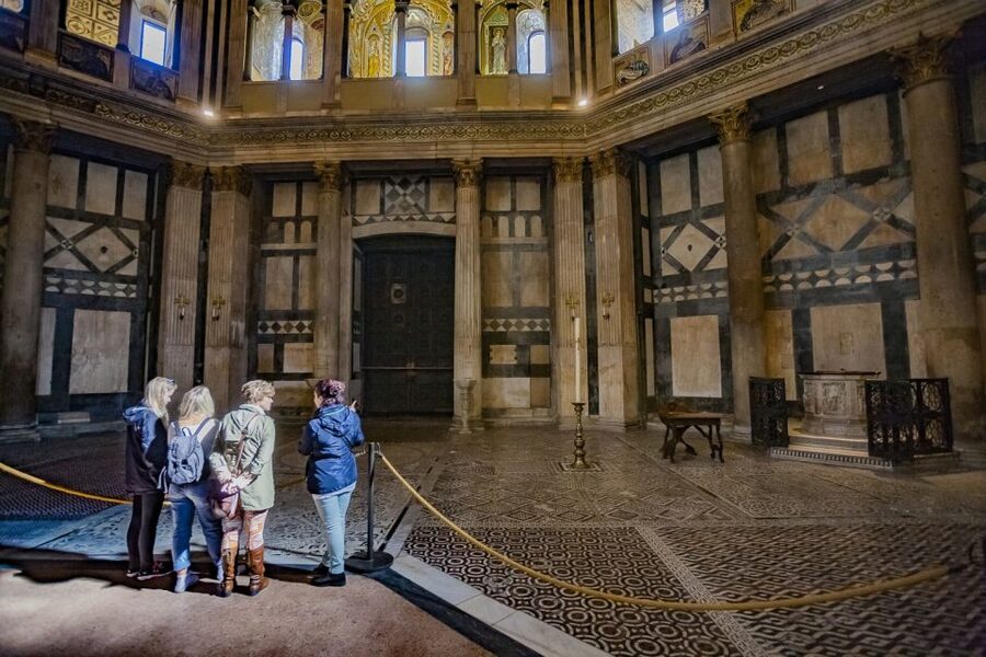 Florence Duomo, Baptistery & Opera Museum Audioguided Tour - The Cathedral, Crypt, and what you explore alone