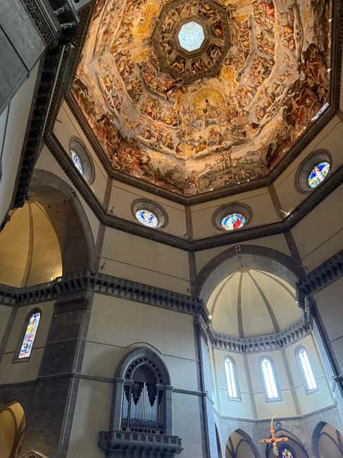 Florence: Duomo Cathedral Hosted Entry with Audio Guide - What the one-hour itinerary includes
