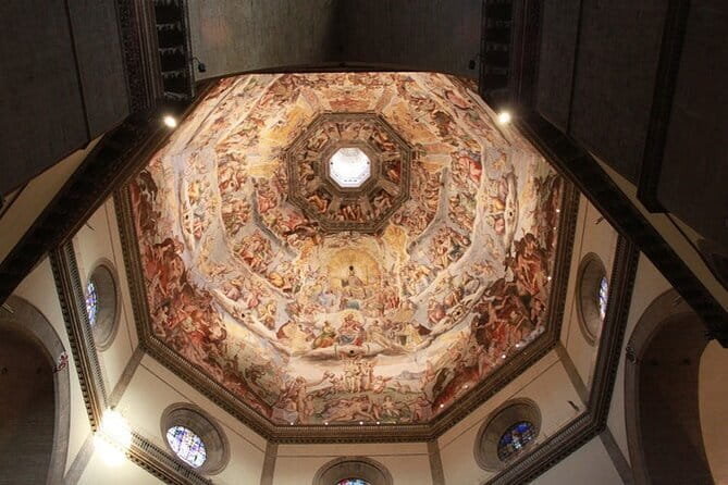 Florence Duomo Cathedral with Host & Audio Guide (Interior Only) - Dress, bags, and practical restrictions