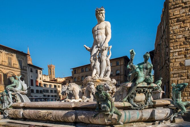 Florence Highlights Self guided scavenger hunt and Walking Tour - Starting at Santa Maria Novella