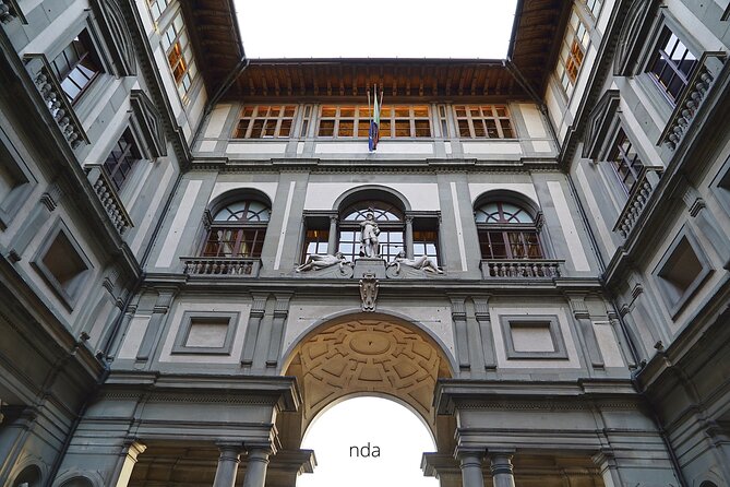 Florence Highlights Self guided scavenger hunt and Walking Tour - Stop 1: Santa Maria Novella and the first clue