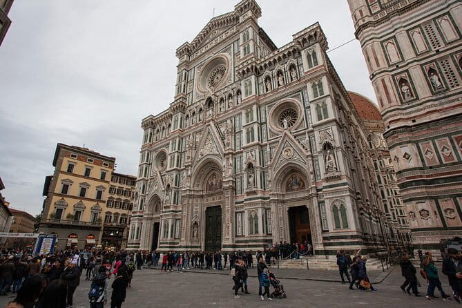 Florence Inferno: Dante’s Haunted Exploration Game and Tour - The app is both guide and possible troublemaker