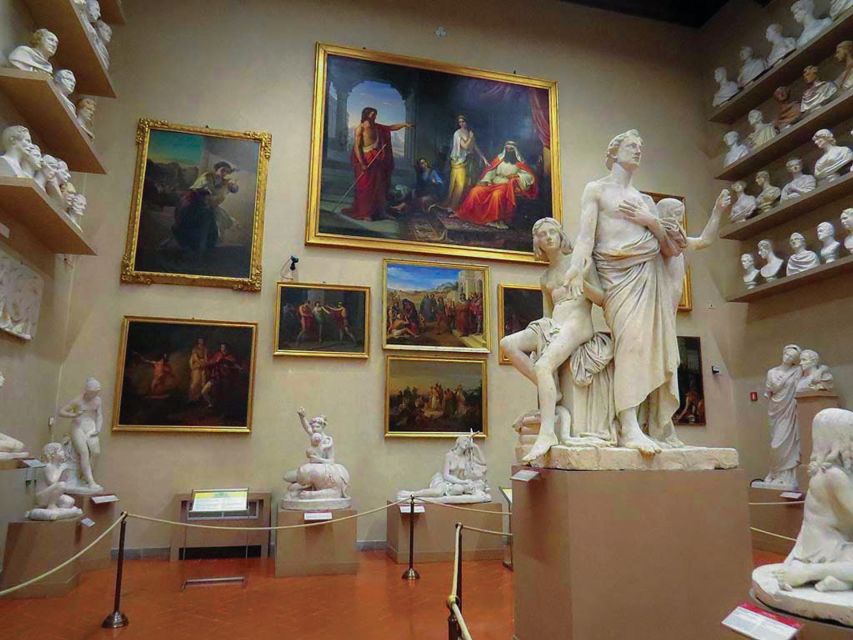 Florence: Michelangelo's David Priority Ticket & Audio App - Meeting the host near Via Ricasoli 57